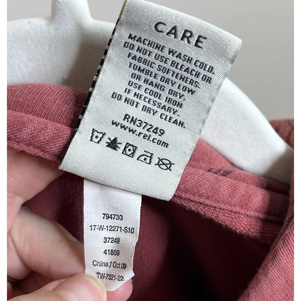 Women's Y2K Sweatshirt Hoodie REI Swirl Graphic 90s Gilmore Girls Organic Cotton Red Size M - Image 12