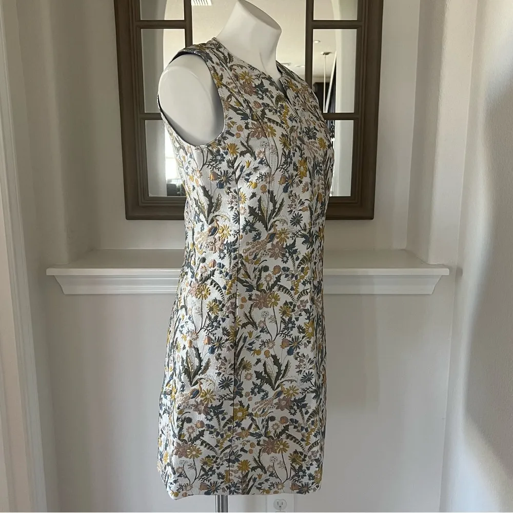 Jacquard Dress Floral Mini Size 6, New with Tag $698.00 - Image 5