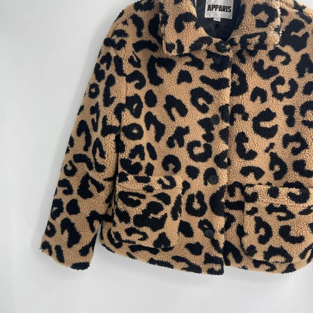 APPARIS Animal Print Leopard cheetah Faux Fur Fleece Teddy Jacket size xs Tan - Image 4