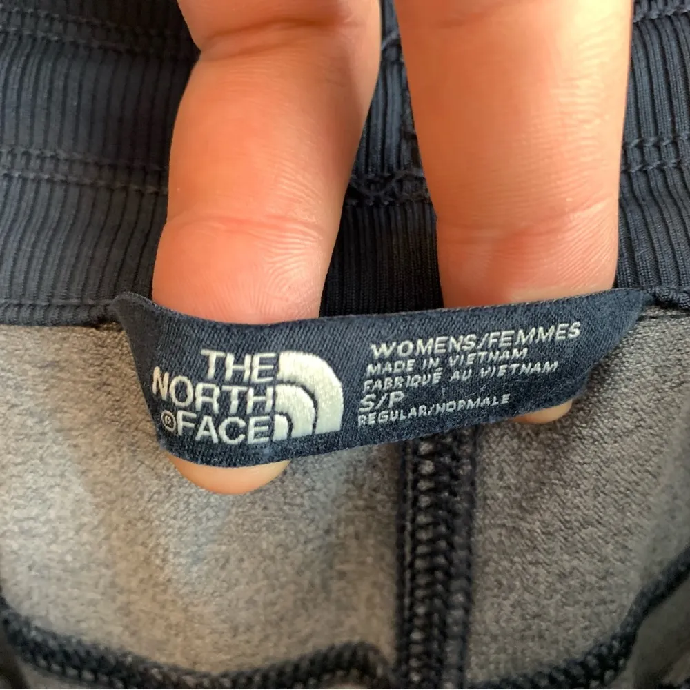 The North Face Blue Ruched Aphrodite Jogger Capris - Image 5