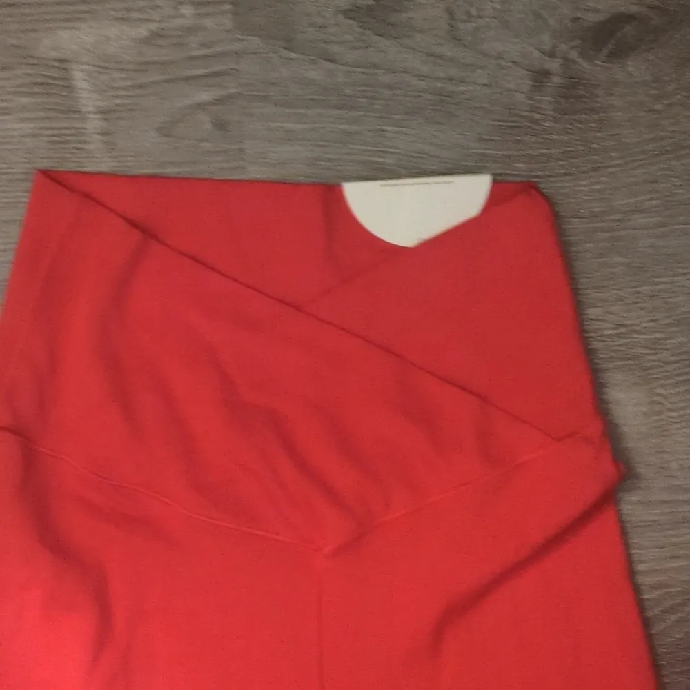 Aerie Red real me high rise super flare cross over leggings size small - Image 3