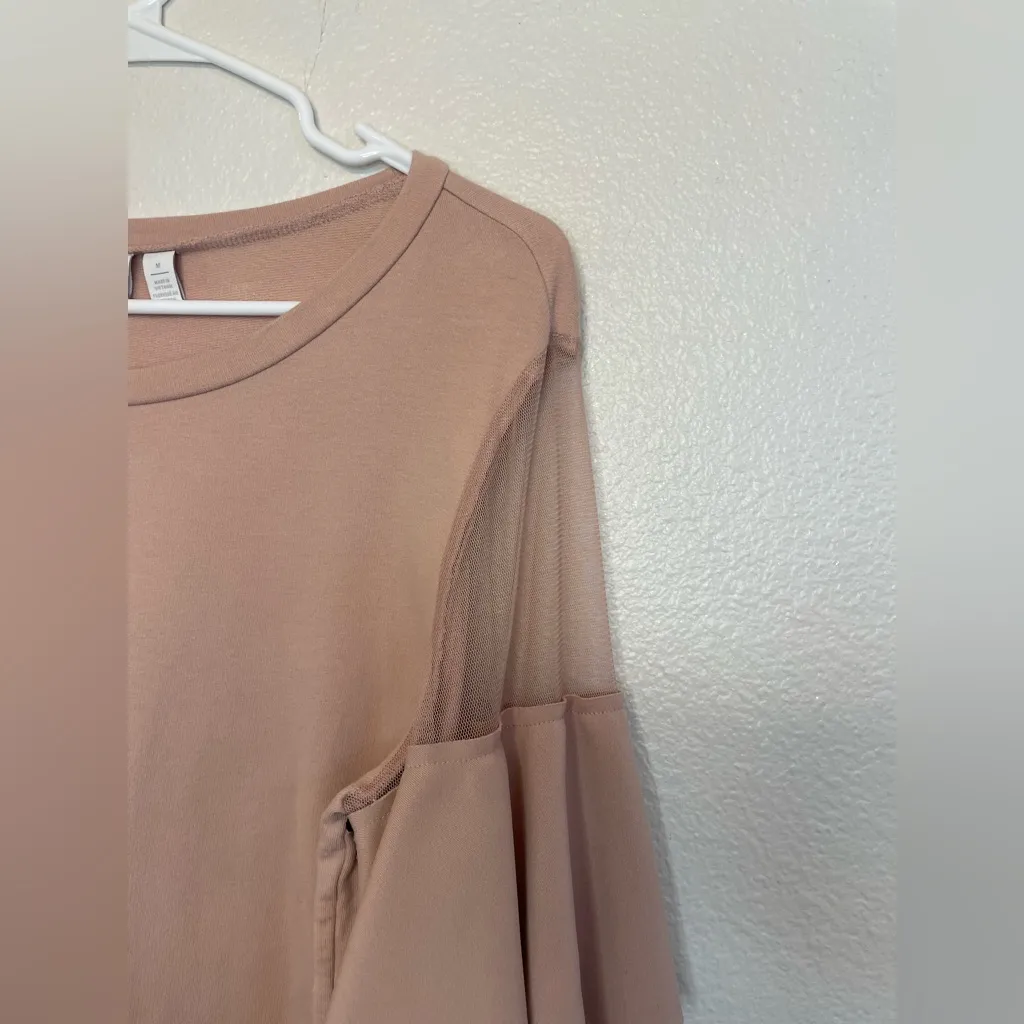 14th & Union Women’s Ruffle Sleeve Sweatshirt Blush Pink‎ Top Size M - Image 4