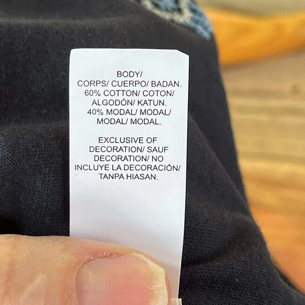 Lucky Brand Women's Navy Blue Peacock Print Lightweight Top Size XS. NEW - Image 7