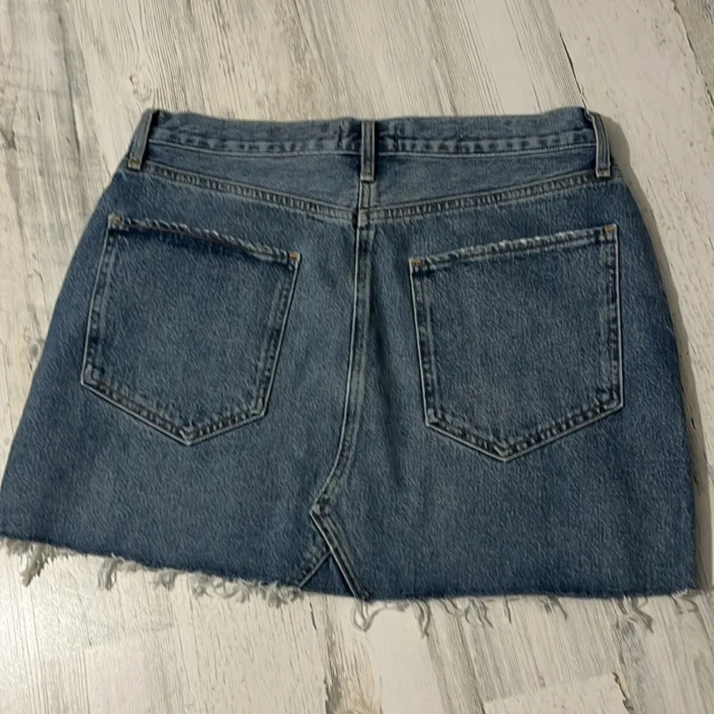 AGOLDE distressed button fly denim mini skirt size 30 - Image 8