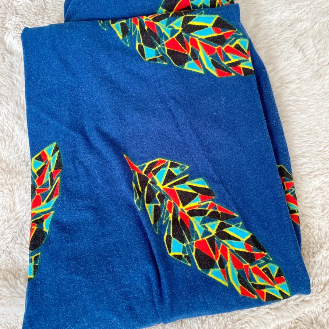 Tween Feather Leggings - Image 2