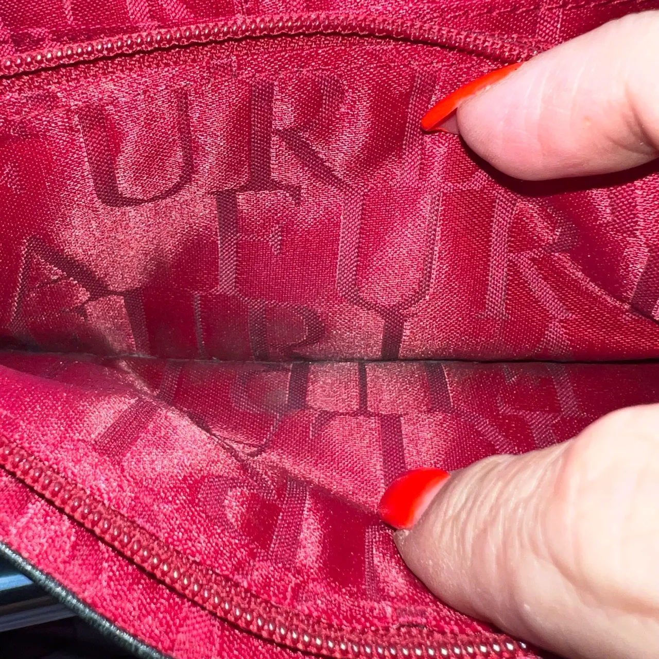 Furla Chantilly XL Bifold Long Wallet. - Image 10