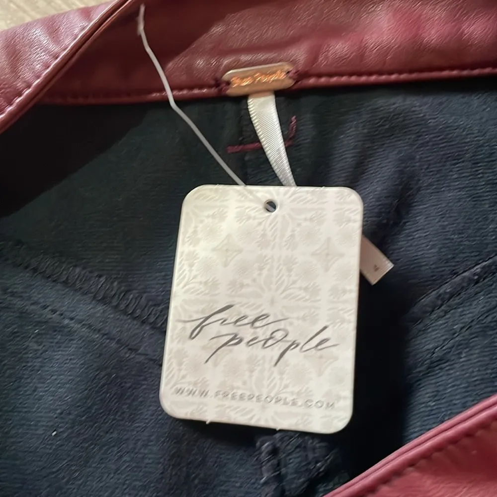 City Slicker Vegan Maxi Skirt Maroon Size 4 NWT faux leather Classy - Image 8