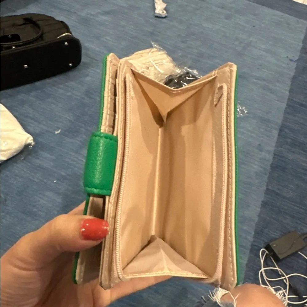 Mundi Green Wristlet Clutch - Image 3