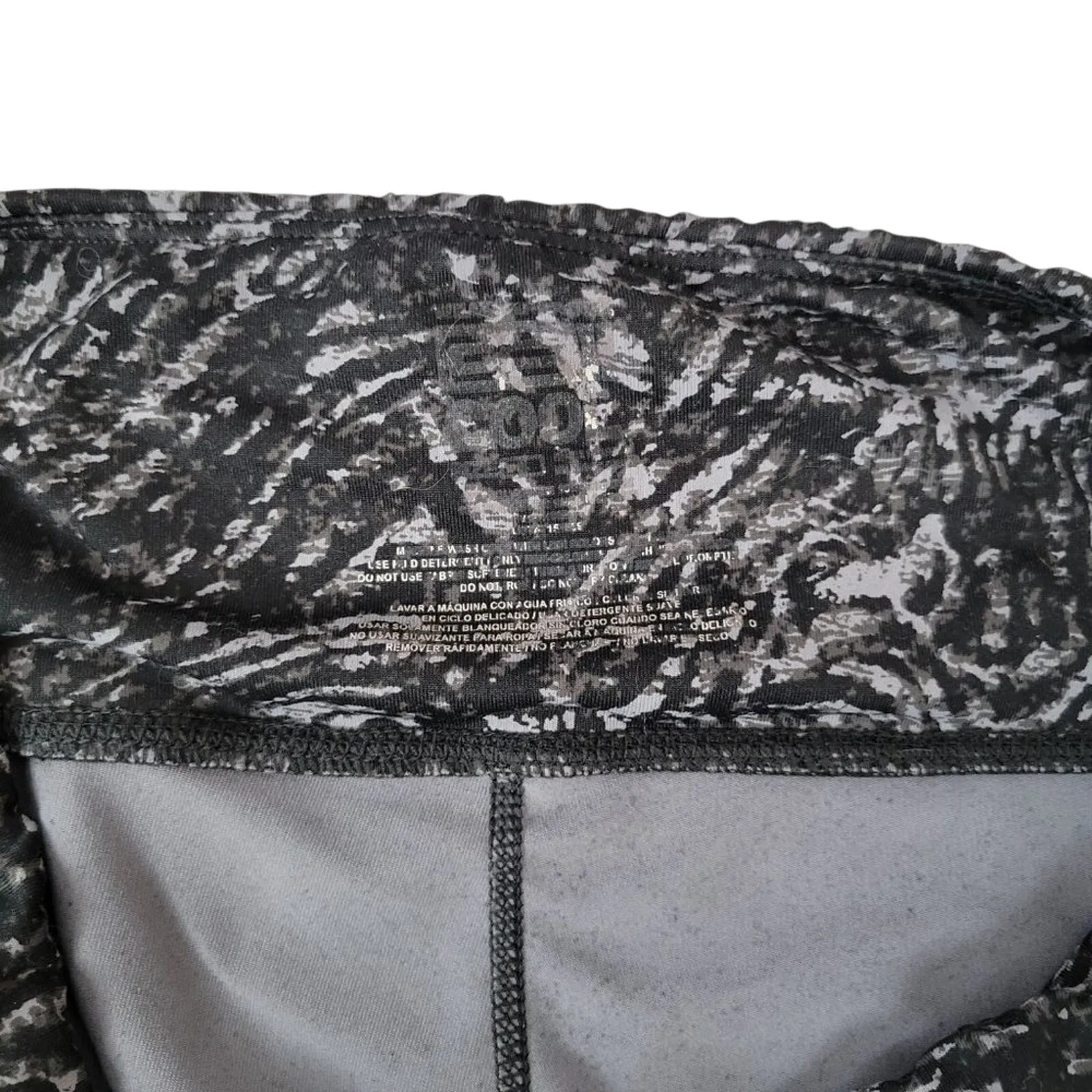 32 Degrees Cool High Rise‎ Printed Leggings Black Grey Athletic Pants Women's S - Image 6