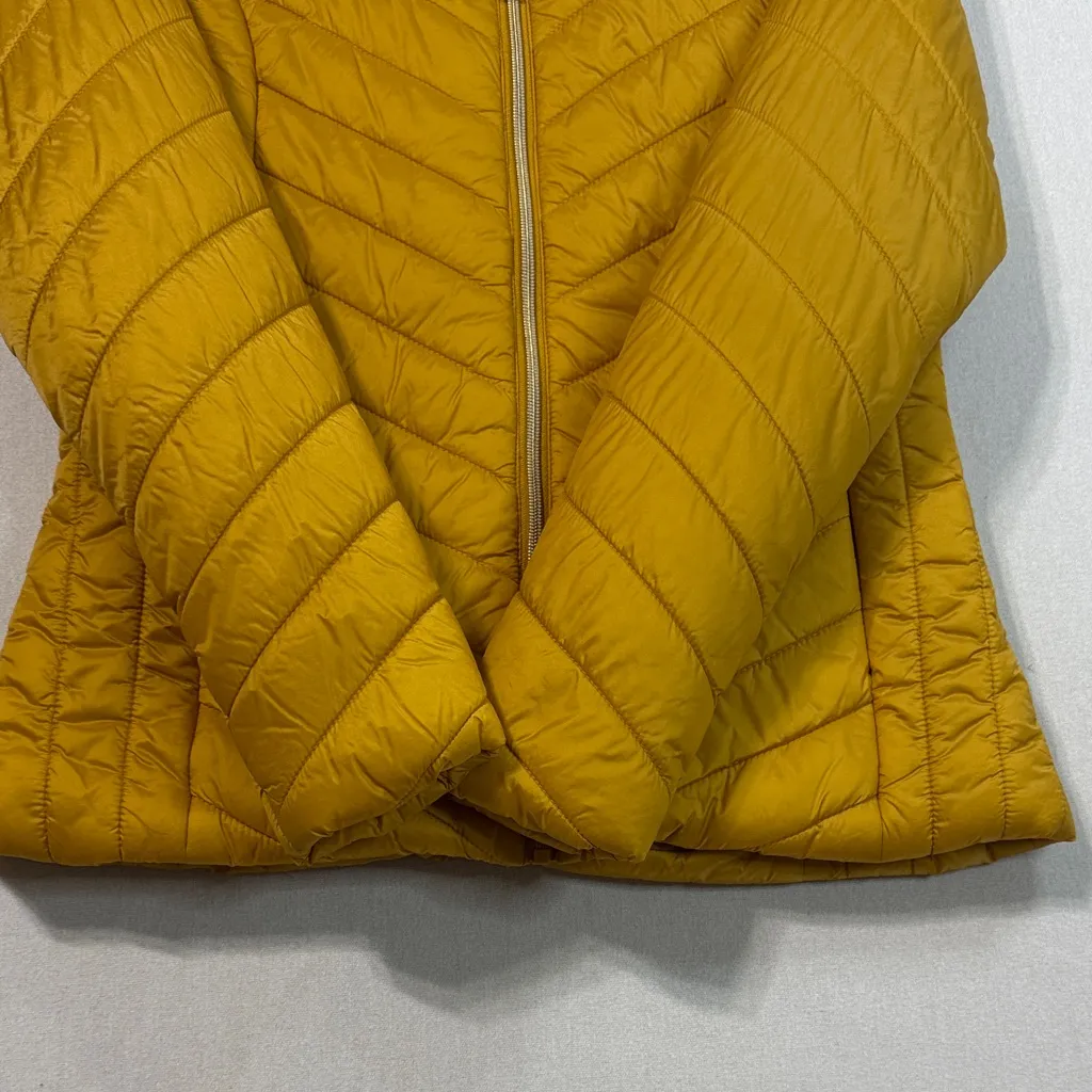 F&F Women's Mustard Puffer Jacket - Image 5