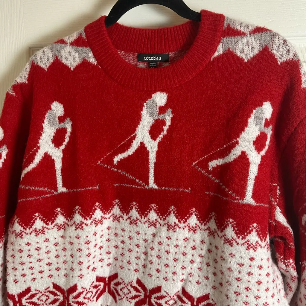 COCOBLEU WOMAN’S SKI SNOWFLAKE
CHRISTMAS COZY SWEATER Size medium Red - Image 4