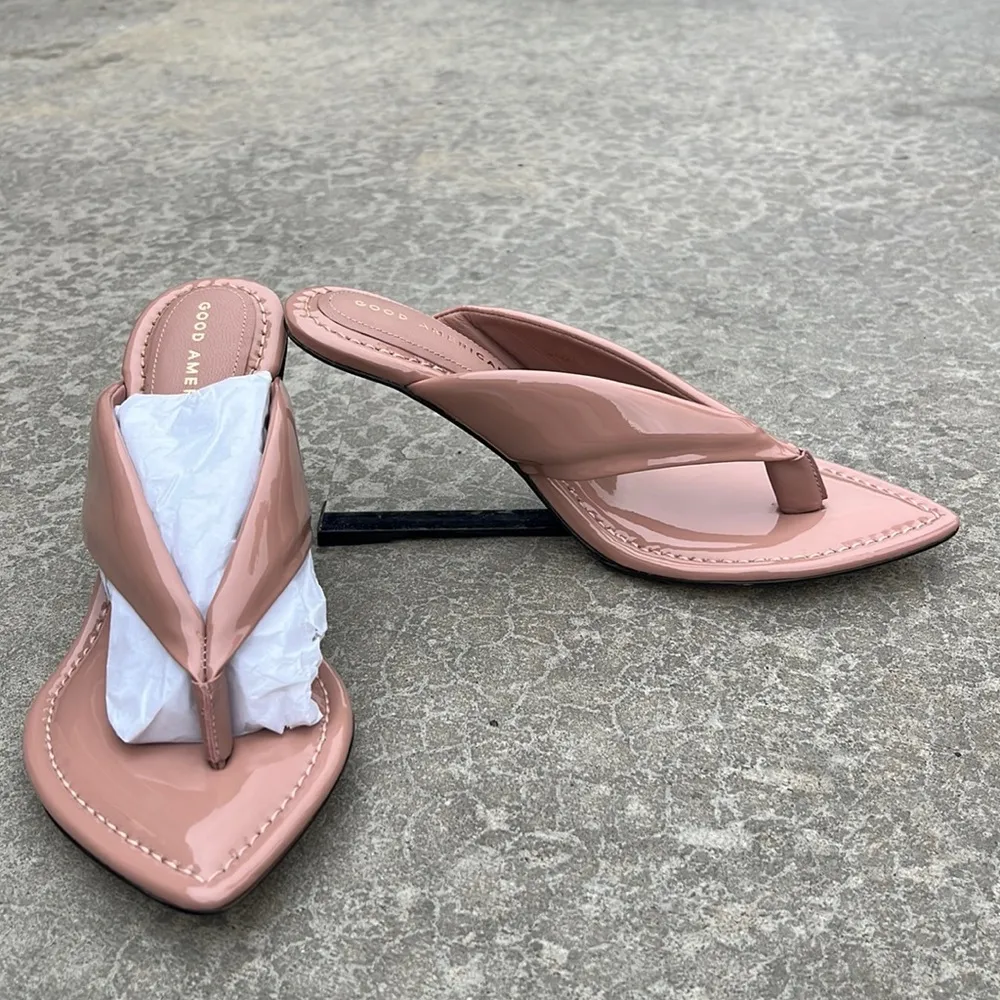 Good American
Clear Block Heel Thong Sandals - Image 6