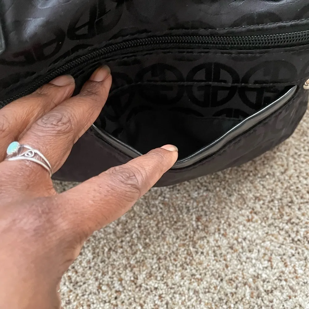 Giani Bernini Black Signature Soft Shoulder Bag Large Purse Tote Shoulder Bag - Image 11