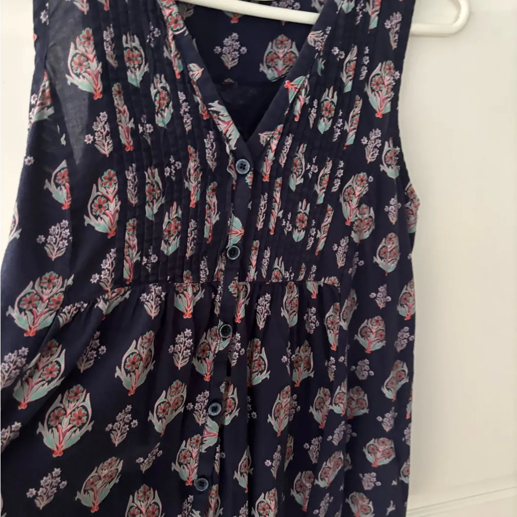 Maeve Sleeveless Button Up Top. Pleated.‎ Sz. S. - Image 5