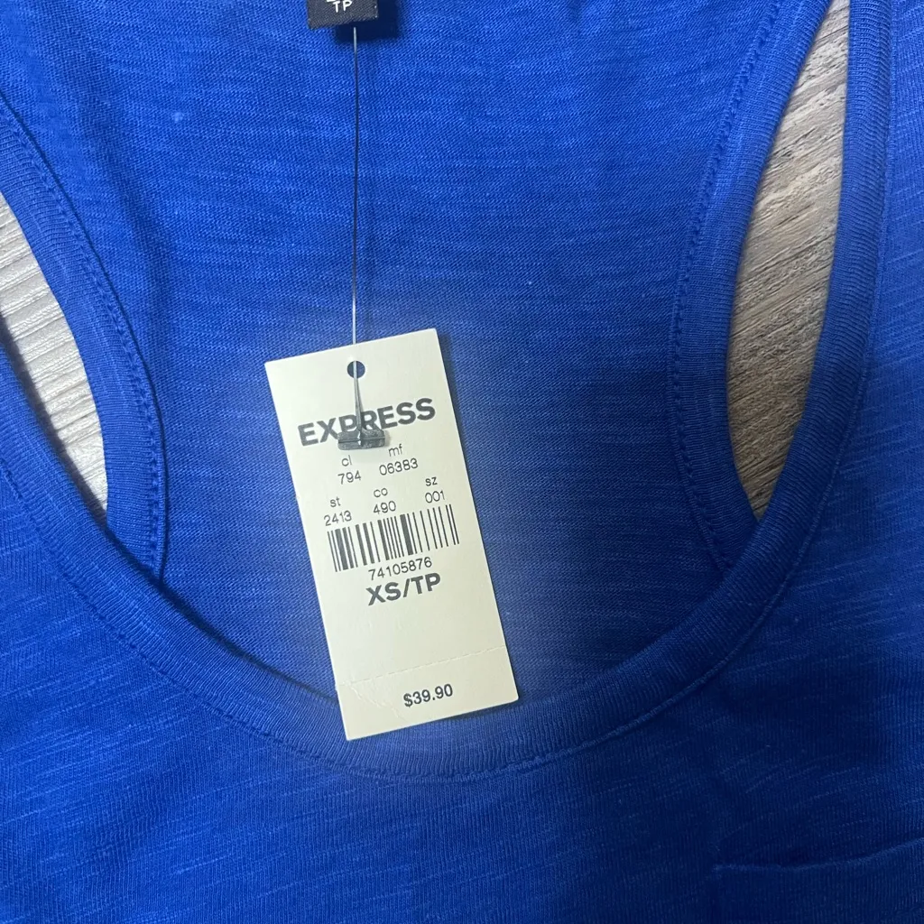 Express women’s Vibrant Blue midi dress size XS

mermaid tail - Image 6