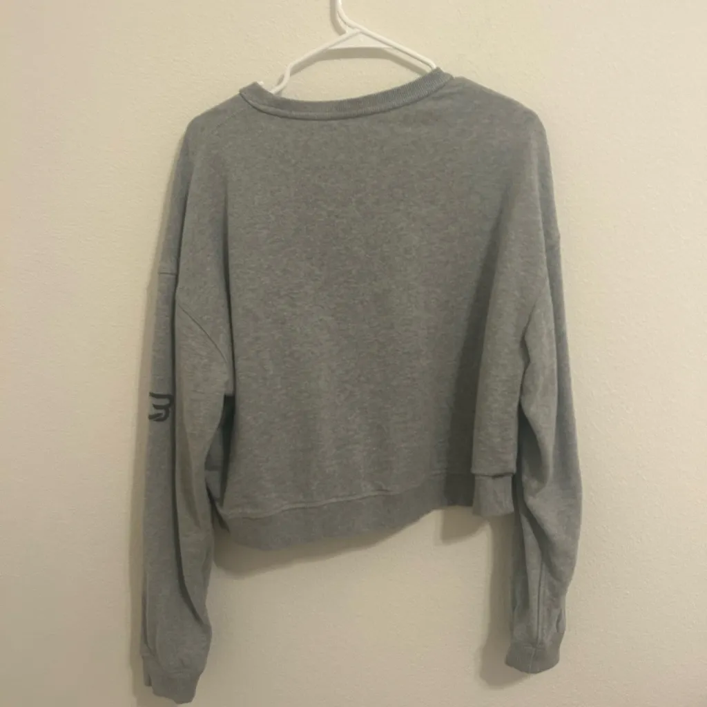 CycleBar Cropped Crewneck Sweatshirt Size XL Gray - Image 3
