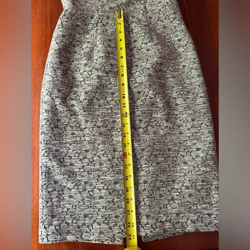 White House Black Market Dress - Image 3