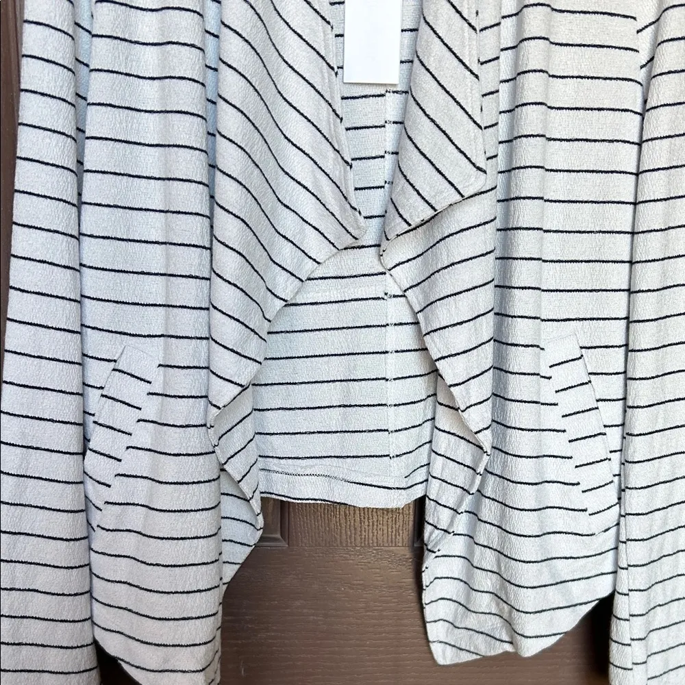 Adyson Parker Gray Striped Cardigan - Image 3