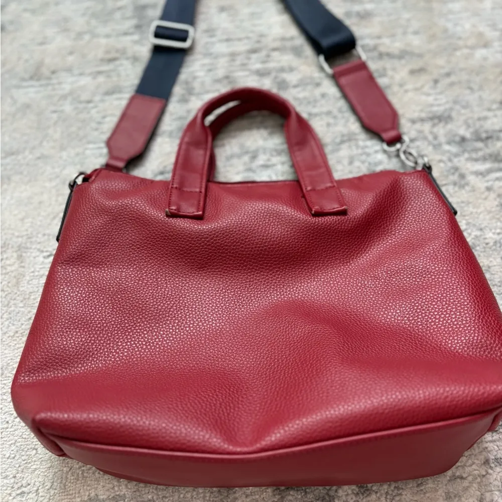 Red-Burgundy Cabin Fever Med Faux Leather Satchel Silver Tone Hardware - Image 9