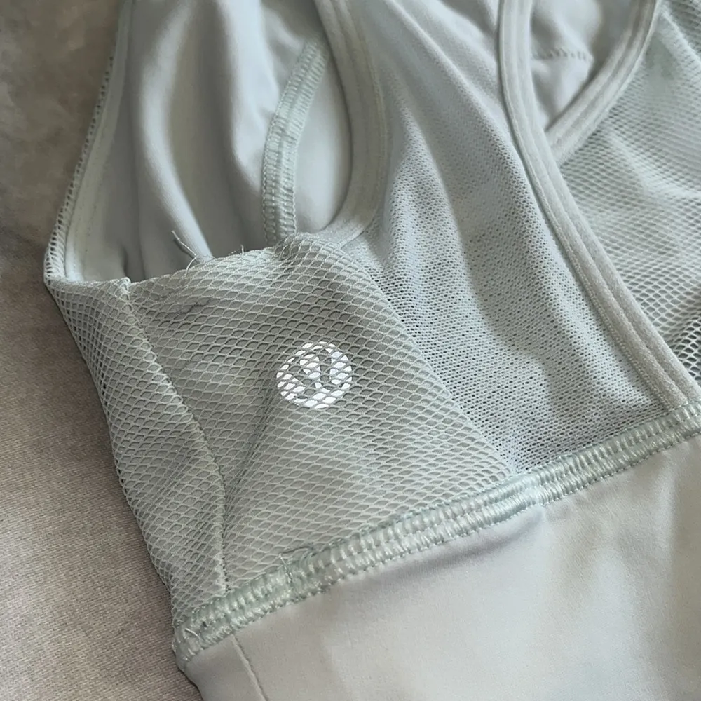 Lululemon Set Challenger Bra - Image 5