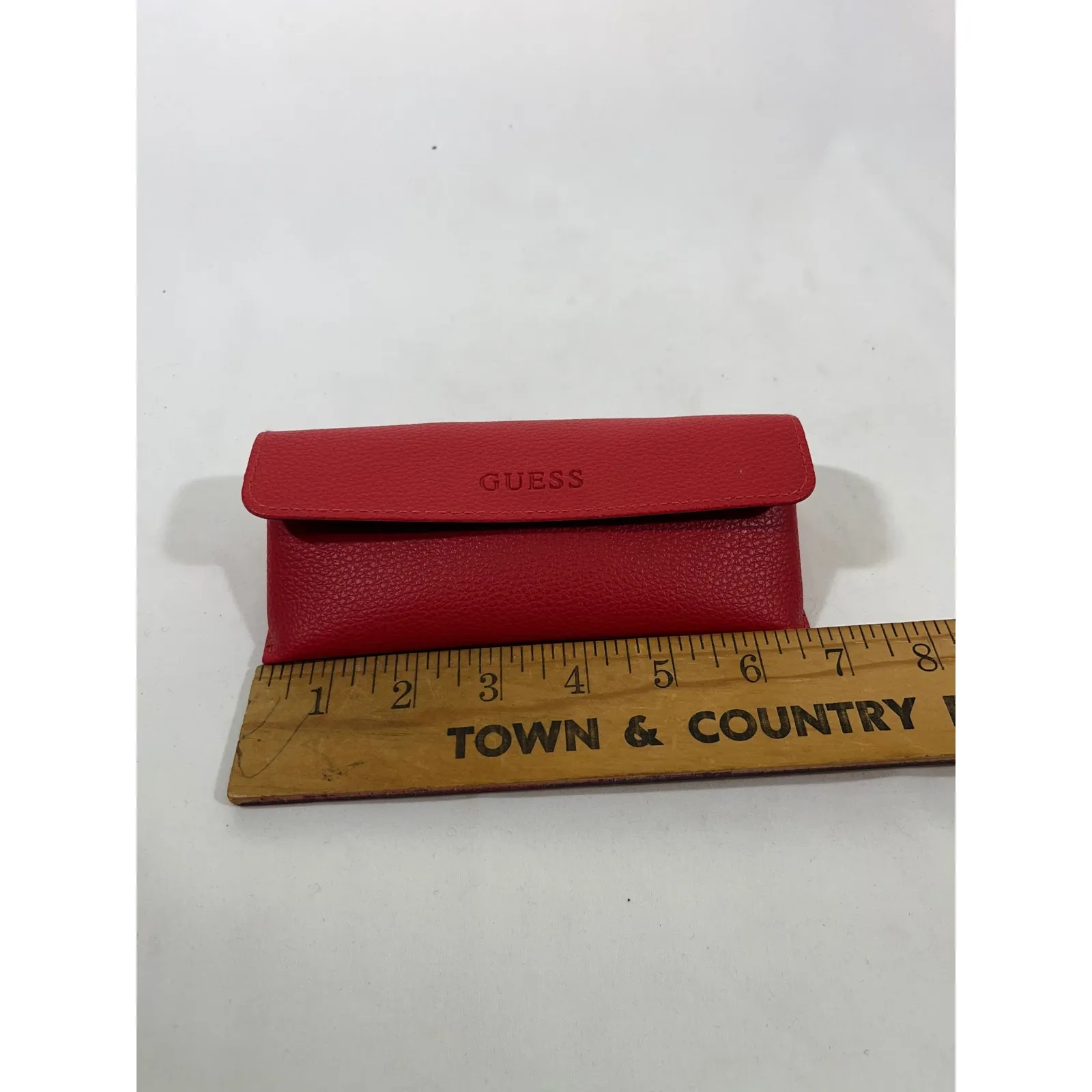 Guess Red Faux Leather Eyeglass Case Pouch Velvet Magnetic Snap Gold Closure - Image 7