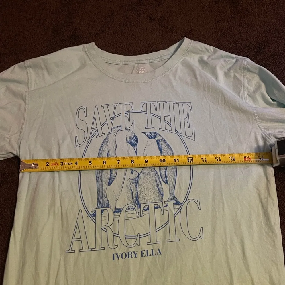 green ombré Save the Arctic penguin long sleeve shirt S - Image 9