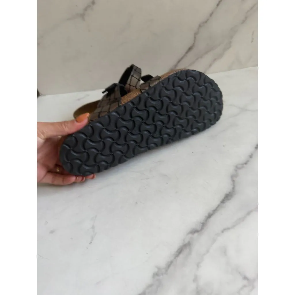 BIRKENSTOCK Silver Metallic Sandals Size Womens 9 / Mens 7 - Image 3