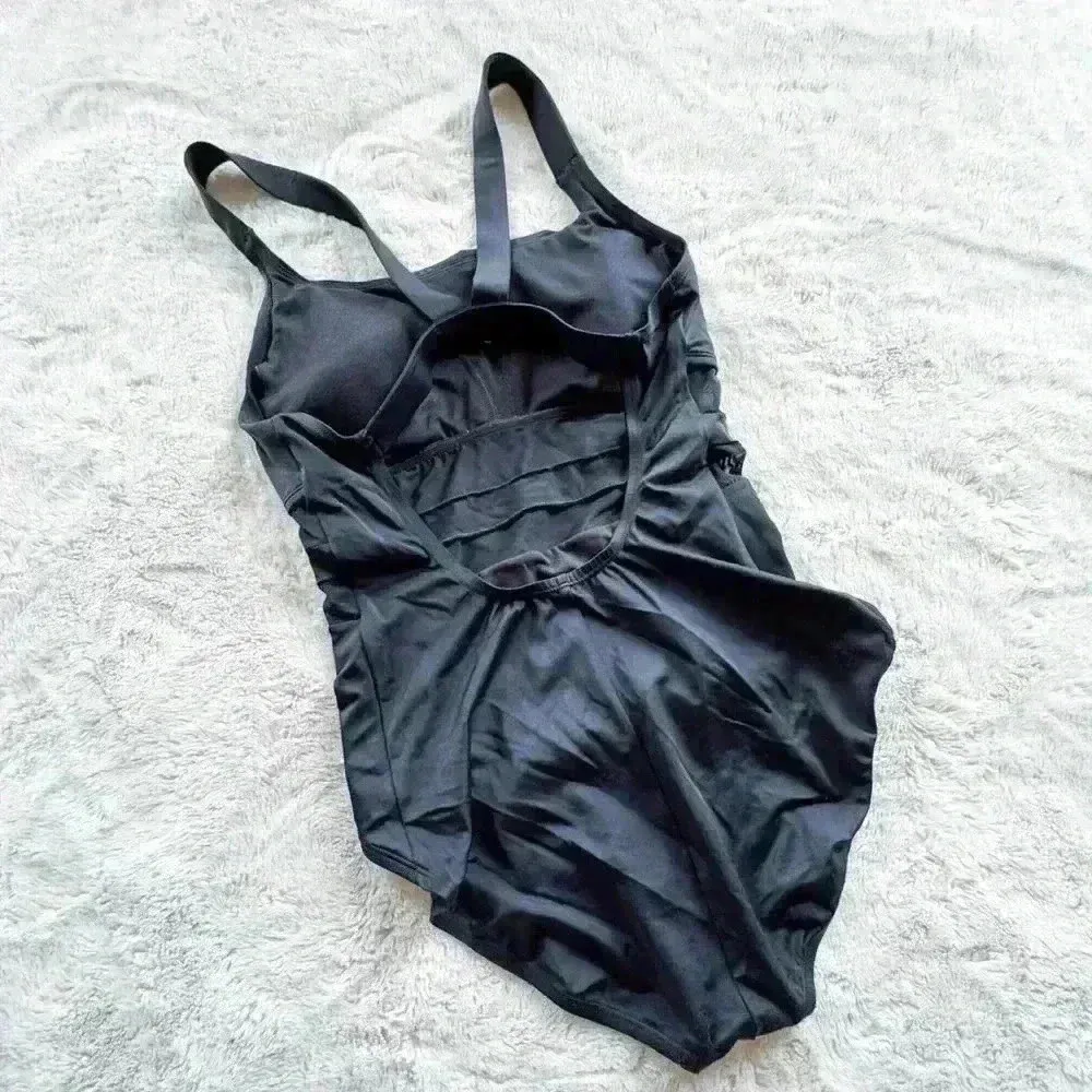 Nike One Piece Black Swimsuit size XL - Image 2