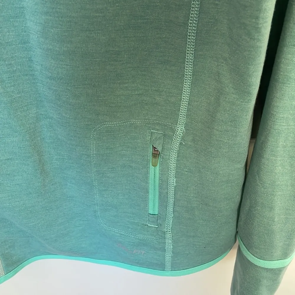 Nike  Sprint Funnel Neck Long Sleeve Running Shirt Large - Image 5