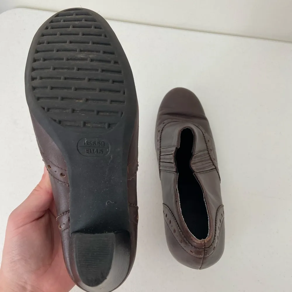 Women’s Mercedes brown rustic heeled zip ankle boots‎ booties size 6.5 - Image 5