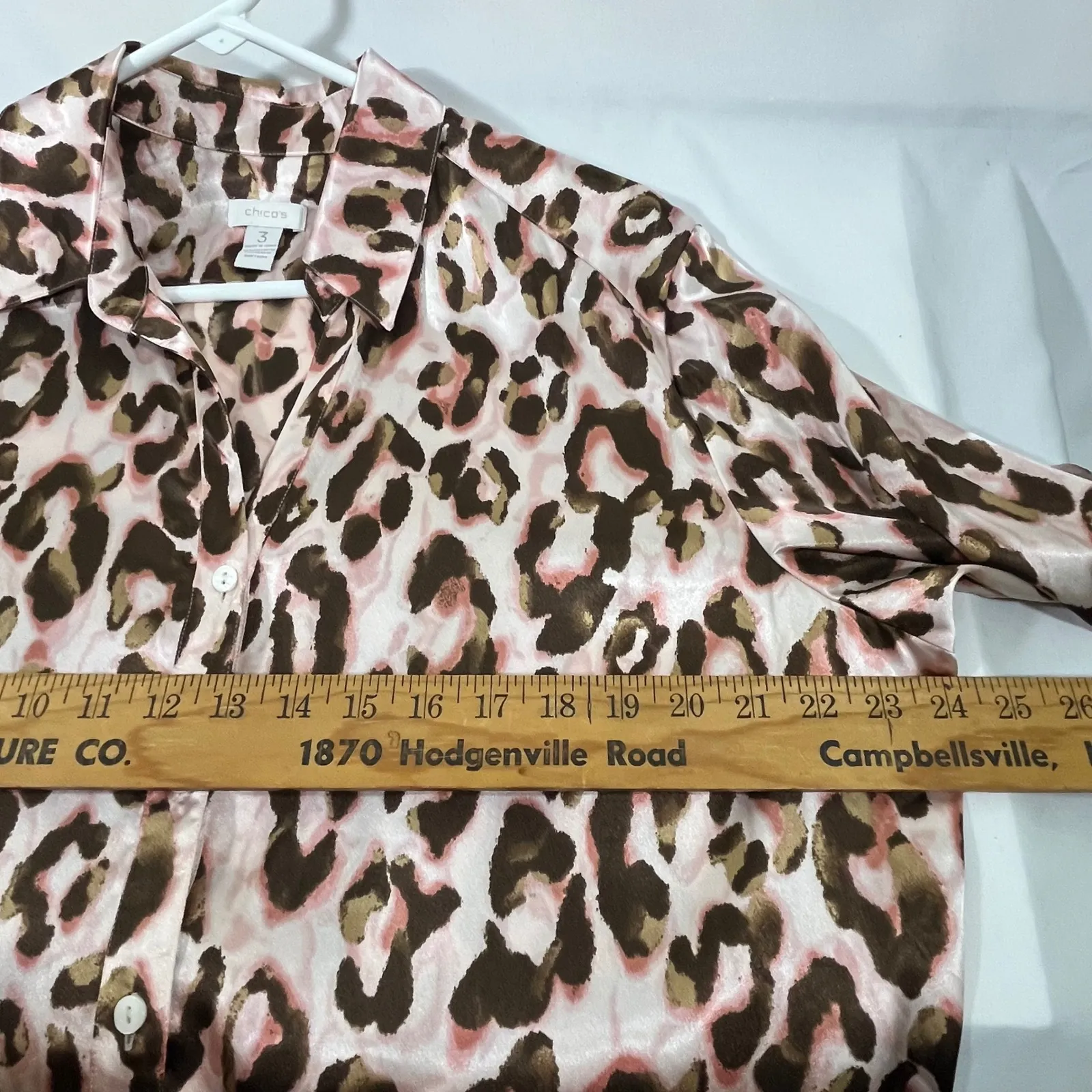 Chicos Women Leopard Print Button Front Long Sleeve Top Mob Wife Pink/Brown Sz 3 - Image 5