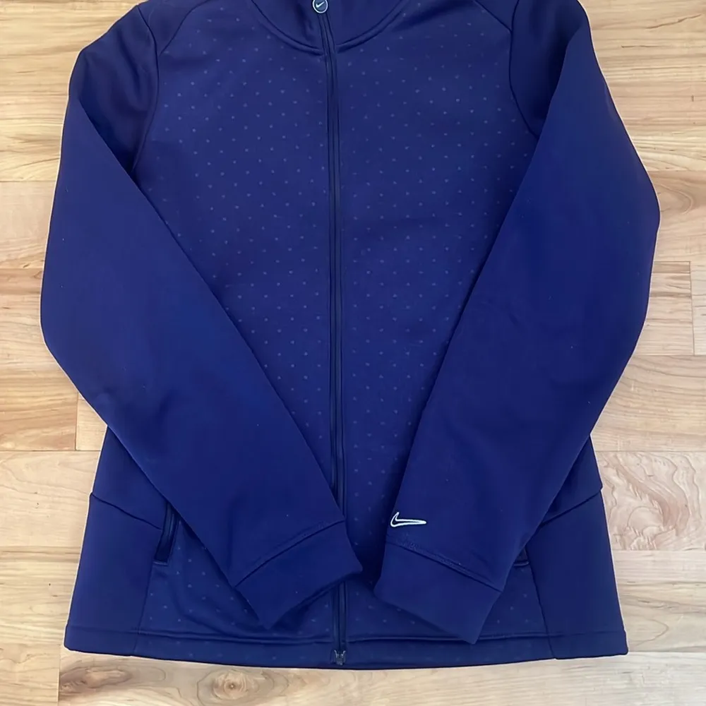 Nike Golf Tour Performance Therma Fit Women’s Purple Zip-Up Jacket Small - Image 12