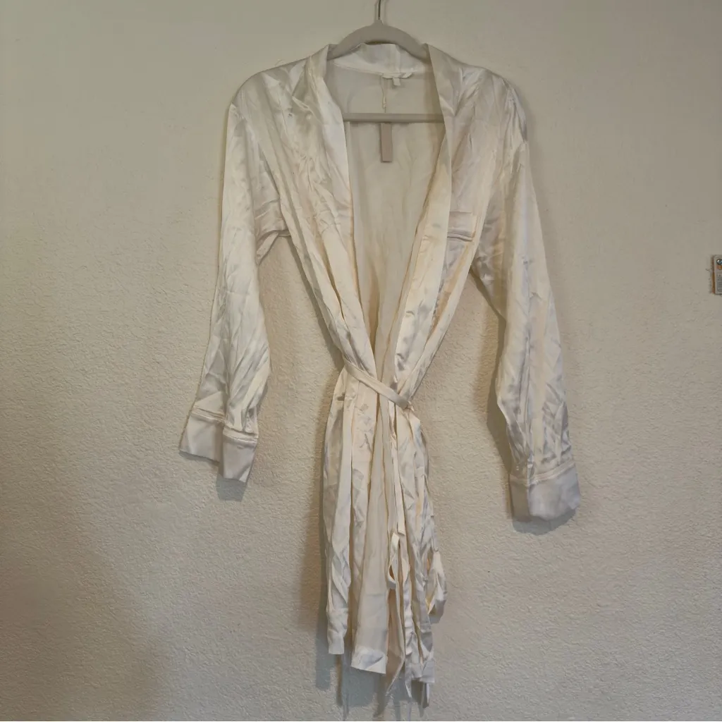 NWT SKIMS Bridal Collection Silk Blend “Mrs" Marble Robe Women’s Size L/XL - Image 4