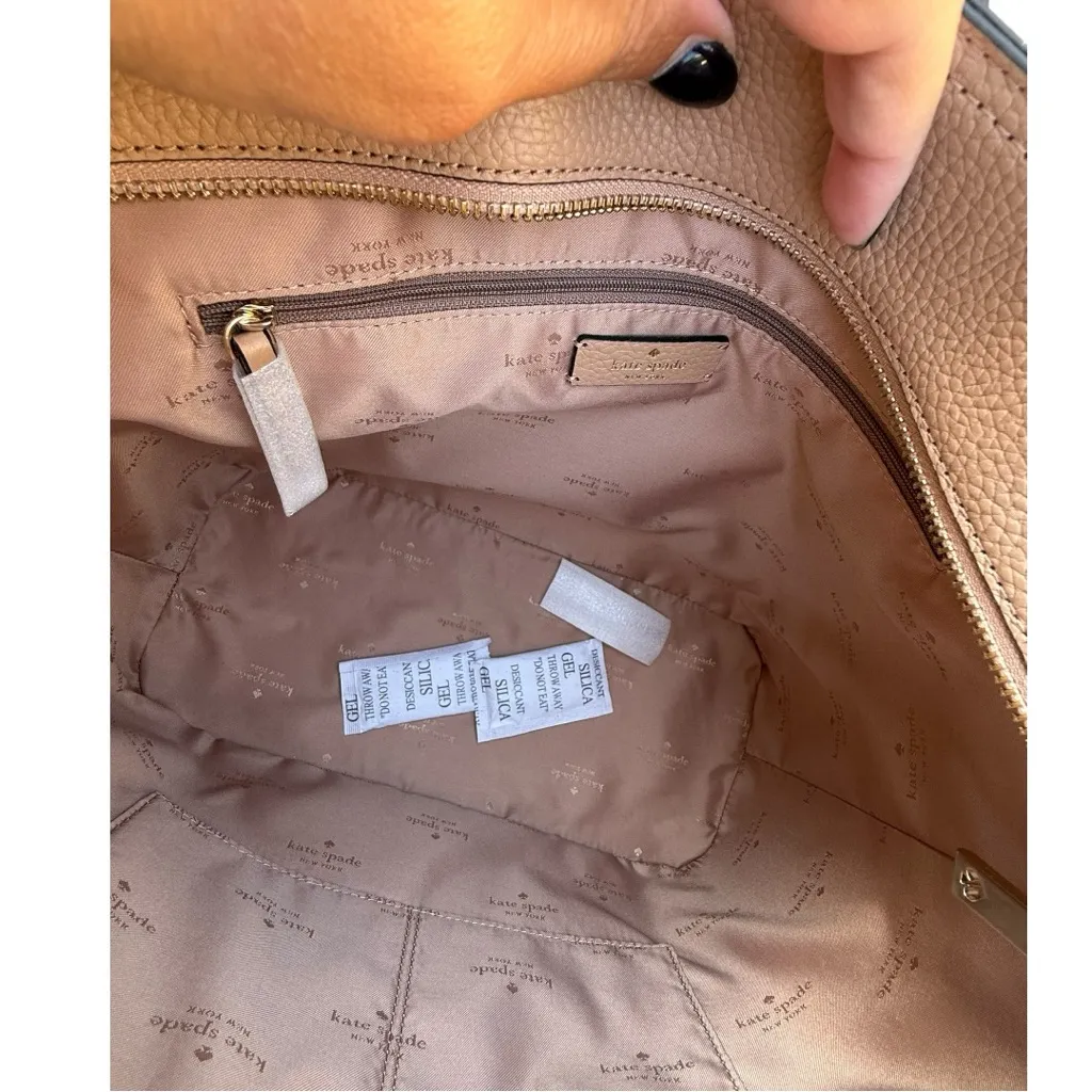 Kate Spade New York Light Fawn Hayes Medium Top Zip Tote with Tassels NWT - Image 12