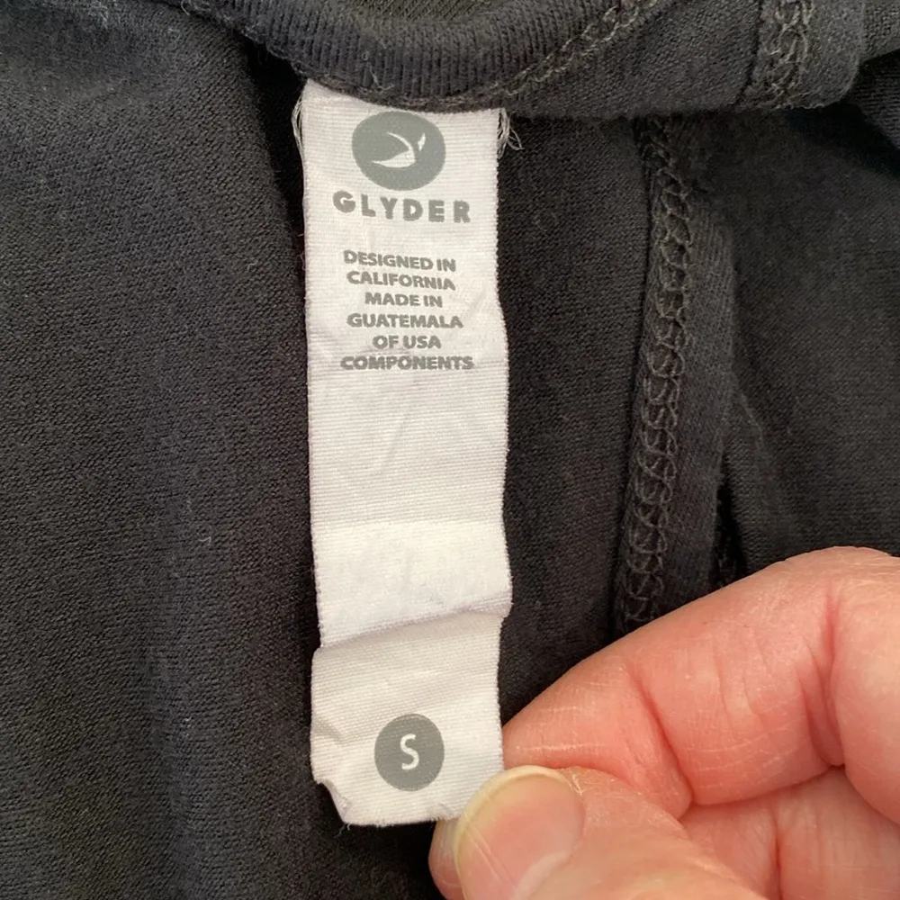 Glyder Black swing back Tank Size Small - Image 4