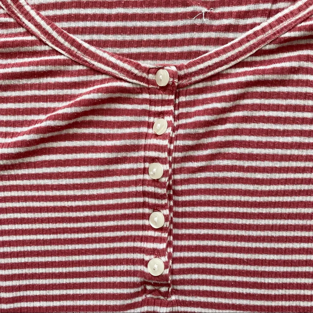 ARIZONA JEAN Co. red/white top - Image 3