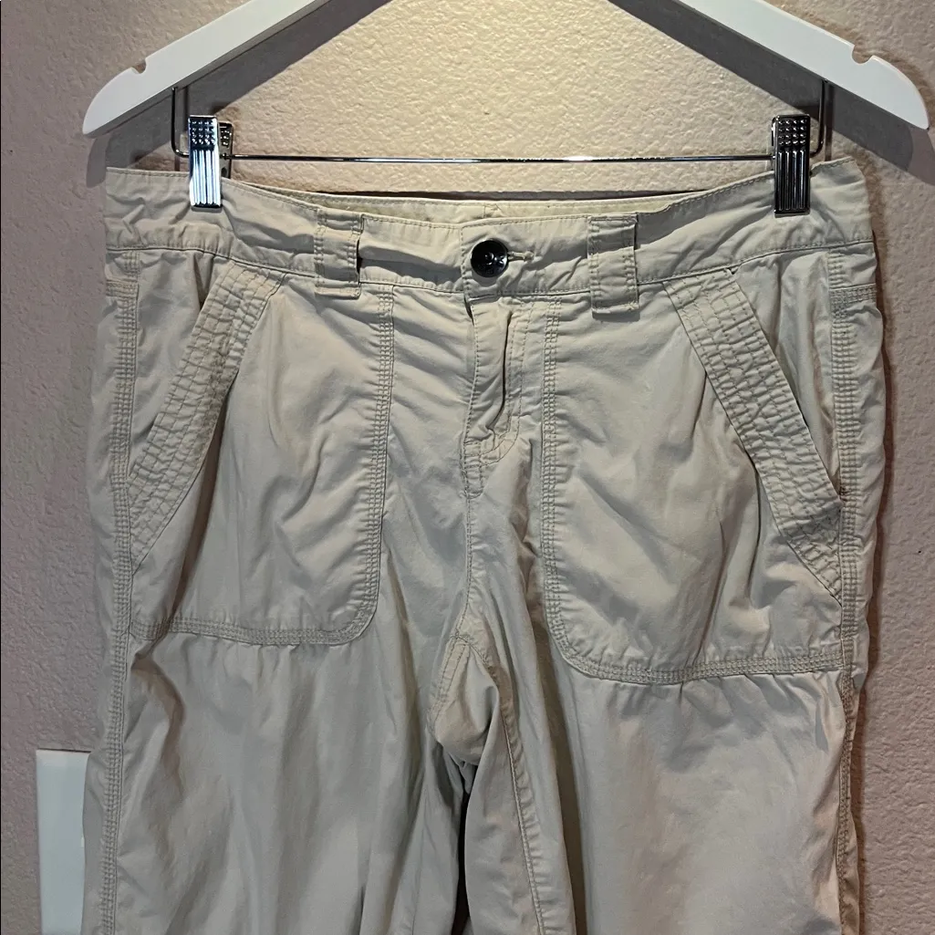 DKNY Women’s Stone Khaki Capri Roll up Pants Size 4 - Image 3