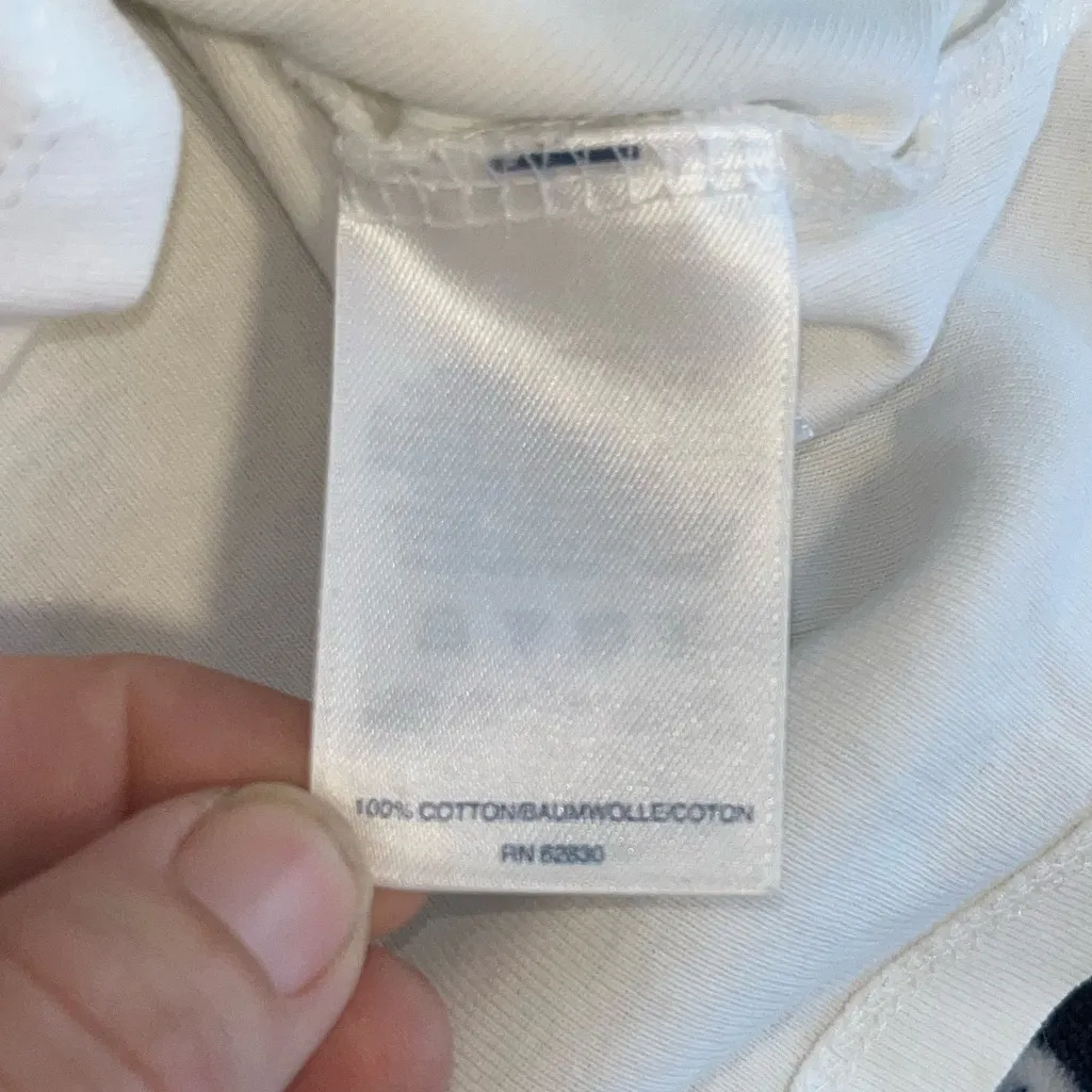 NWOT! Lands End Women’s Cotton V Neck Tee - Image 5