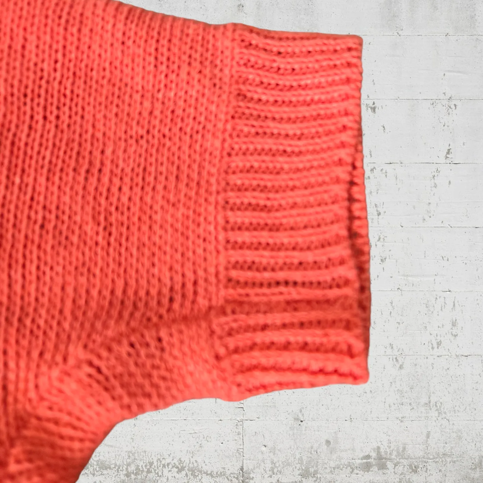 Theory Coral Orange Linen Short Sleeve Boat Neck Open Knit Blouse Size Small - Image 4