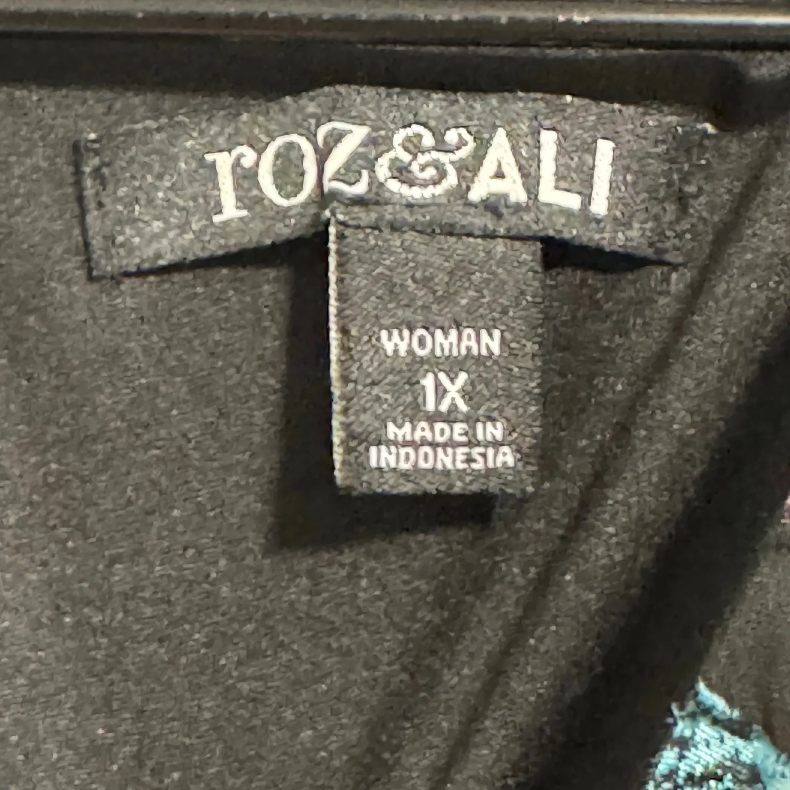 Roz & Ali 1X Black Floral Sheer Bell Sleeve Top Whimsigoth Dark Boho Chiffon - Image 8