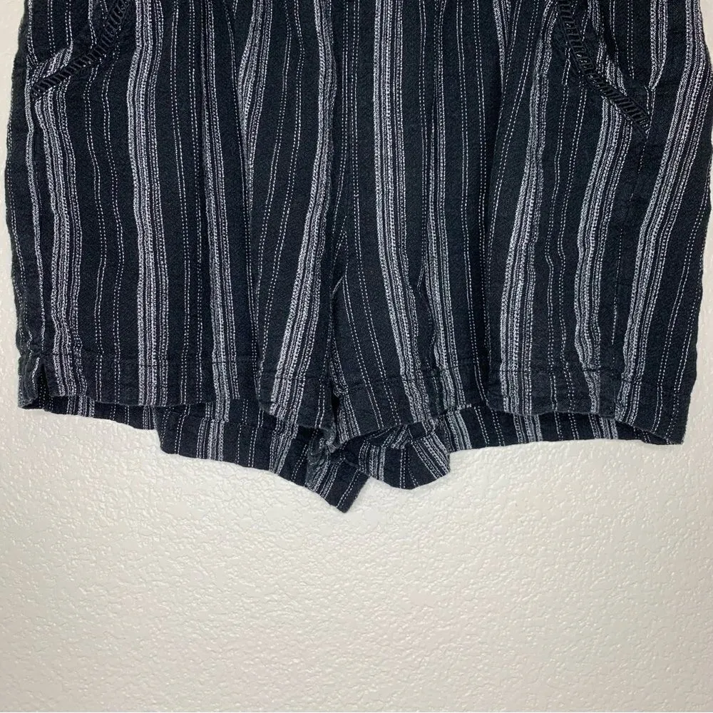 Briggs Linen Blend Drawstring Striped Pull On Women’s Short - Image 5