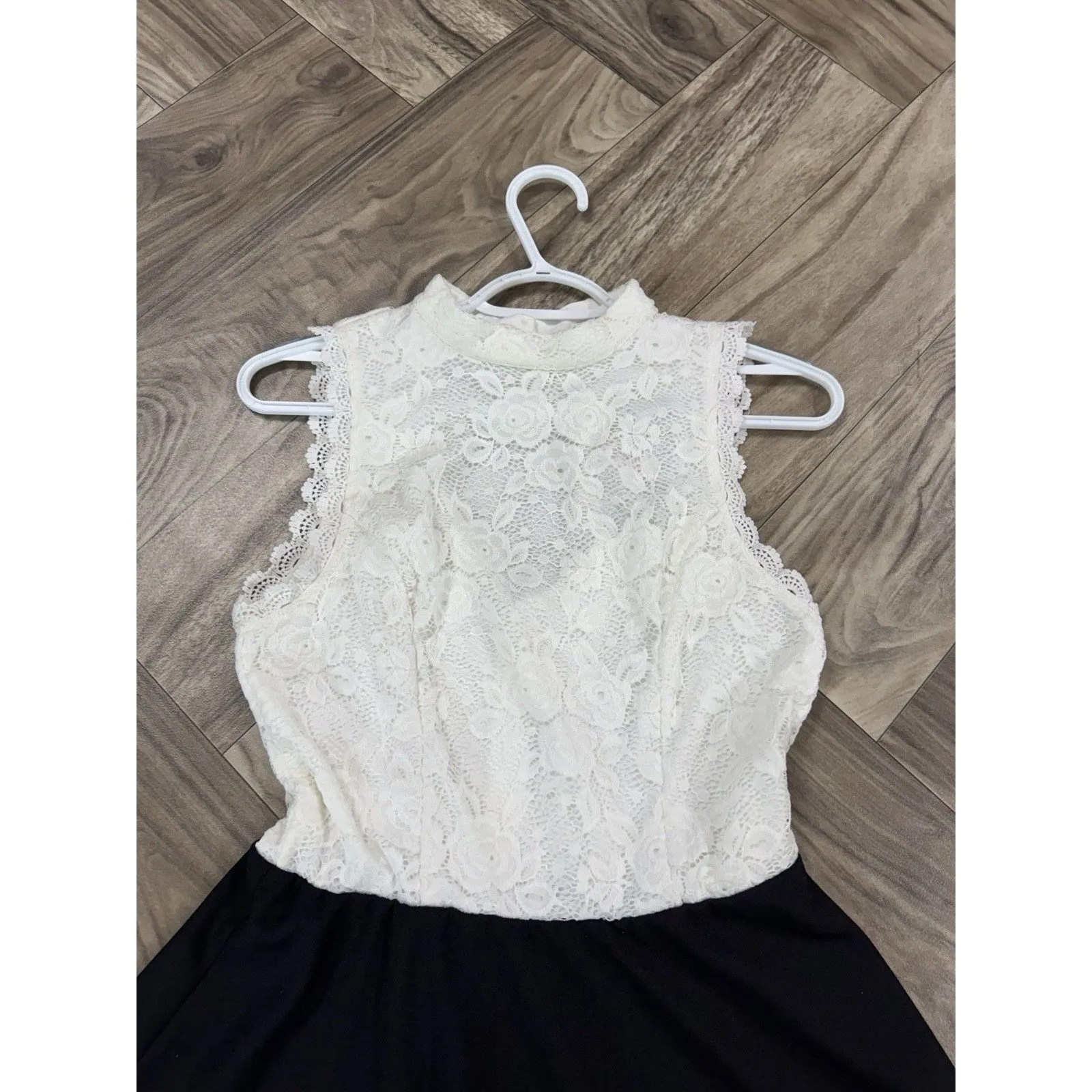 Lily Rose Dress Junior's Size M White|Black Lace Top Open Back Fit & Flare - Image 2