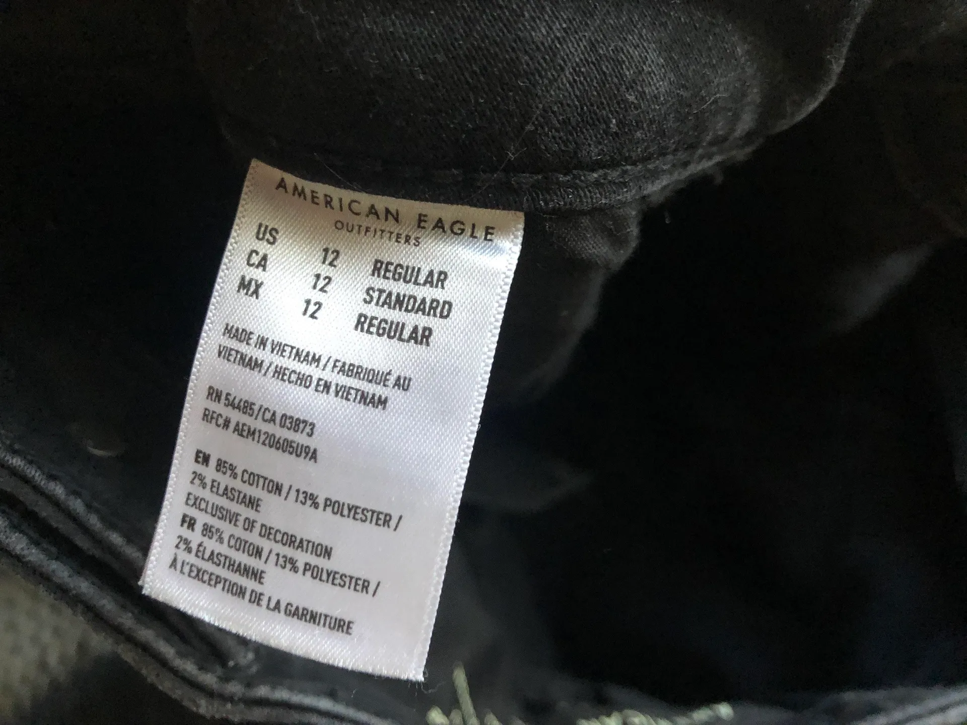 American Eagle Ripped Black Jeans - Image 3