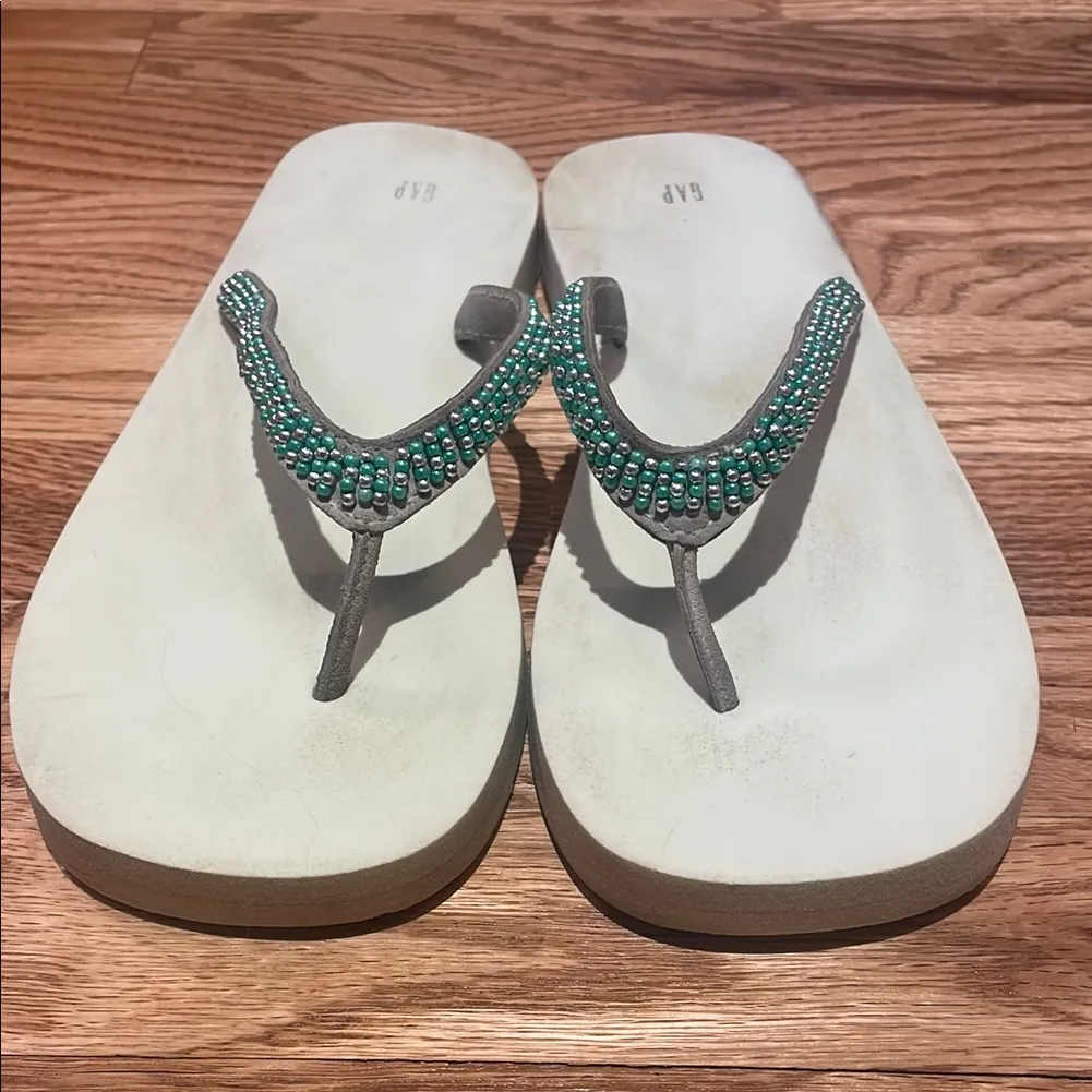 GAP Green and Silver Beaded Sandals Summer Style - Image 3