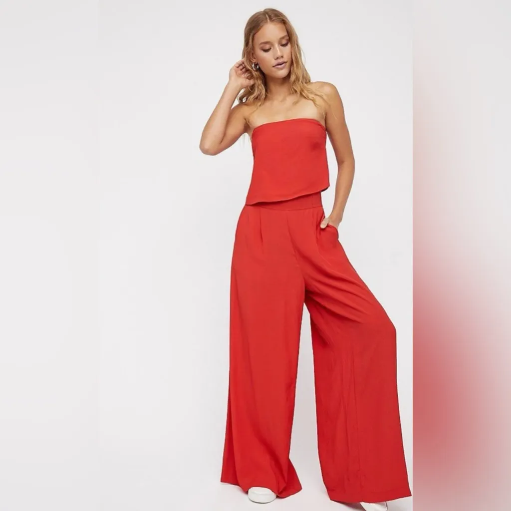 Free People Gia Red Crepe Strapless Flounce Top & Wide Leg Pants Set Size‎ Small - Image 2