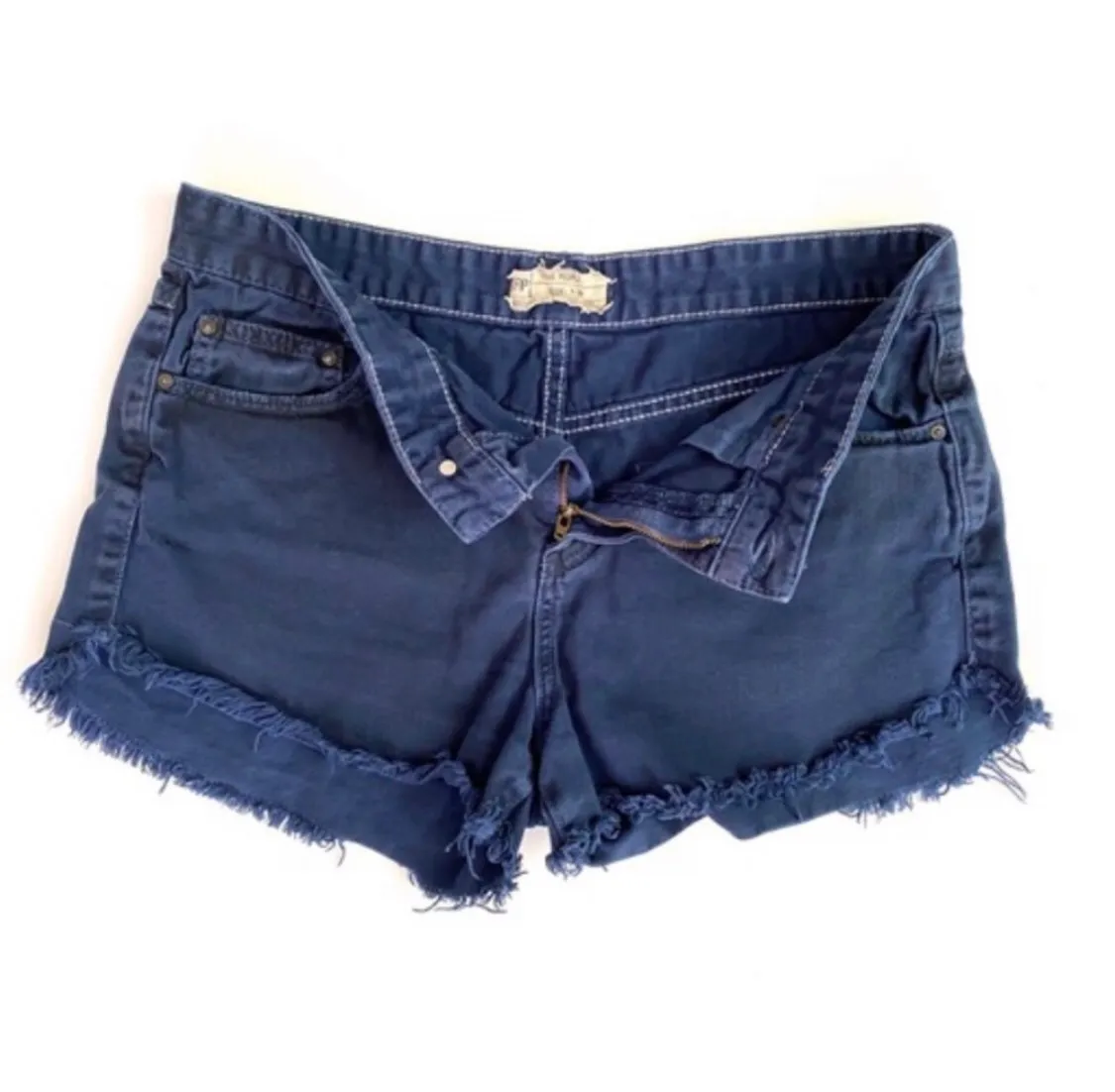 Navy Blue Cut-Off Shorts - Image 3