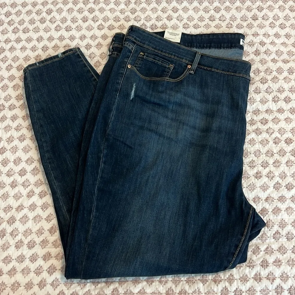 NWT Levi Strauss Signature Gold Mid-Rise Skinny Stretch Jeans 28M / W39 L30 - Image 5