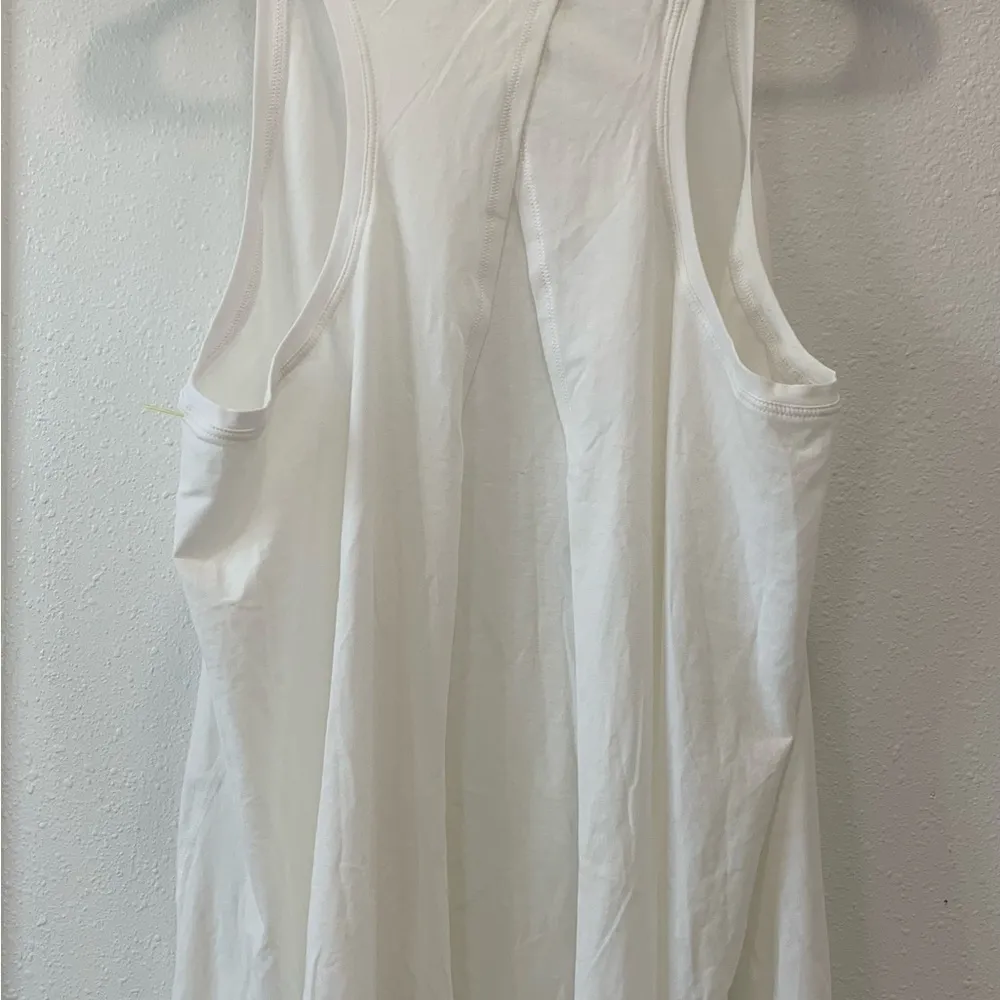 Lululemon yoga tank - Image 2