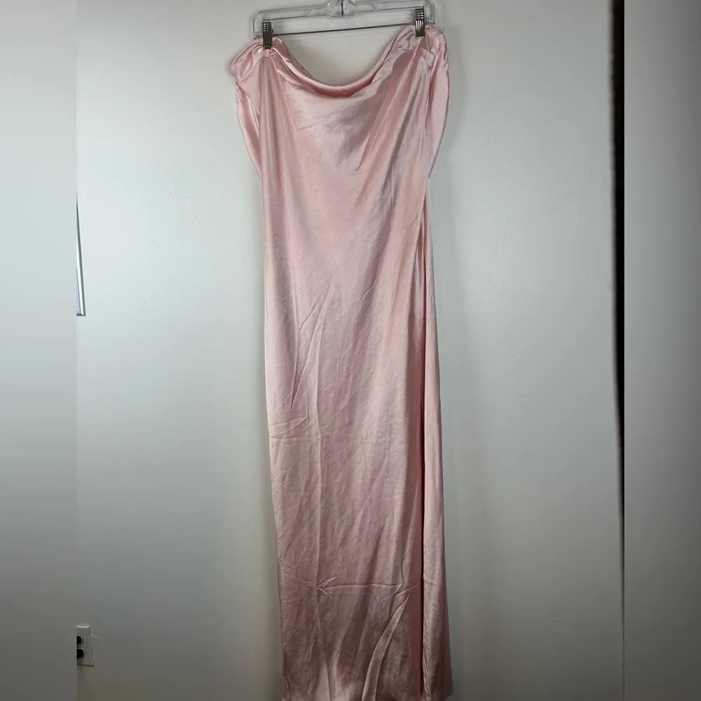 Showpo Charlita Strapless Cowl Back Satin Maxi Dress Women’s Sz 16 NWT Pink - Image 4