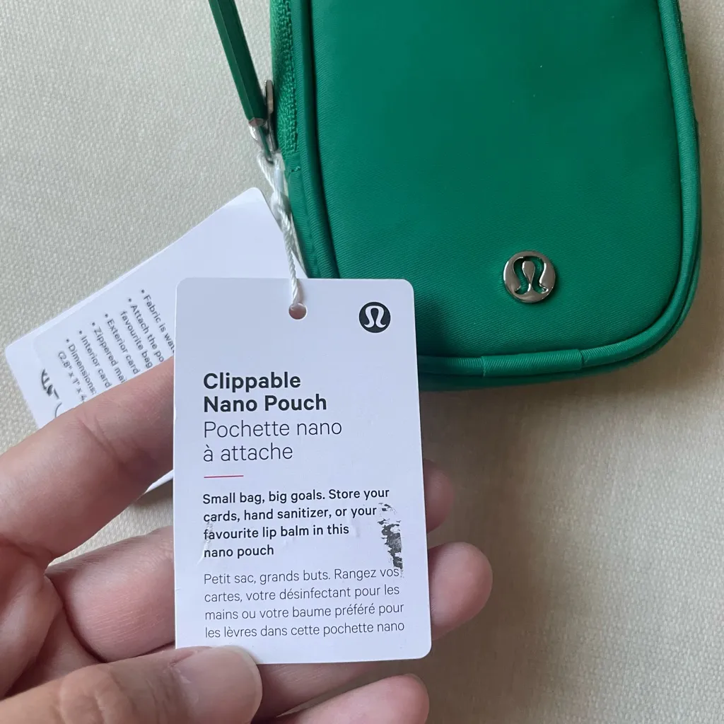 Lululemon  Clippable Nano Pouch - Raceway Green - Image 3